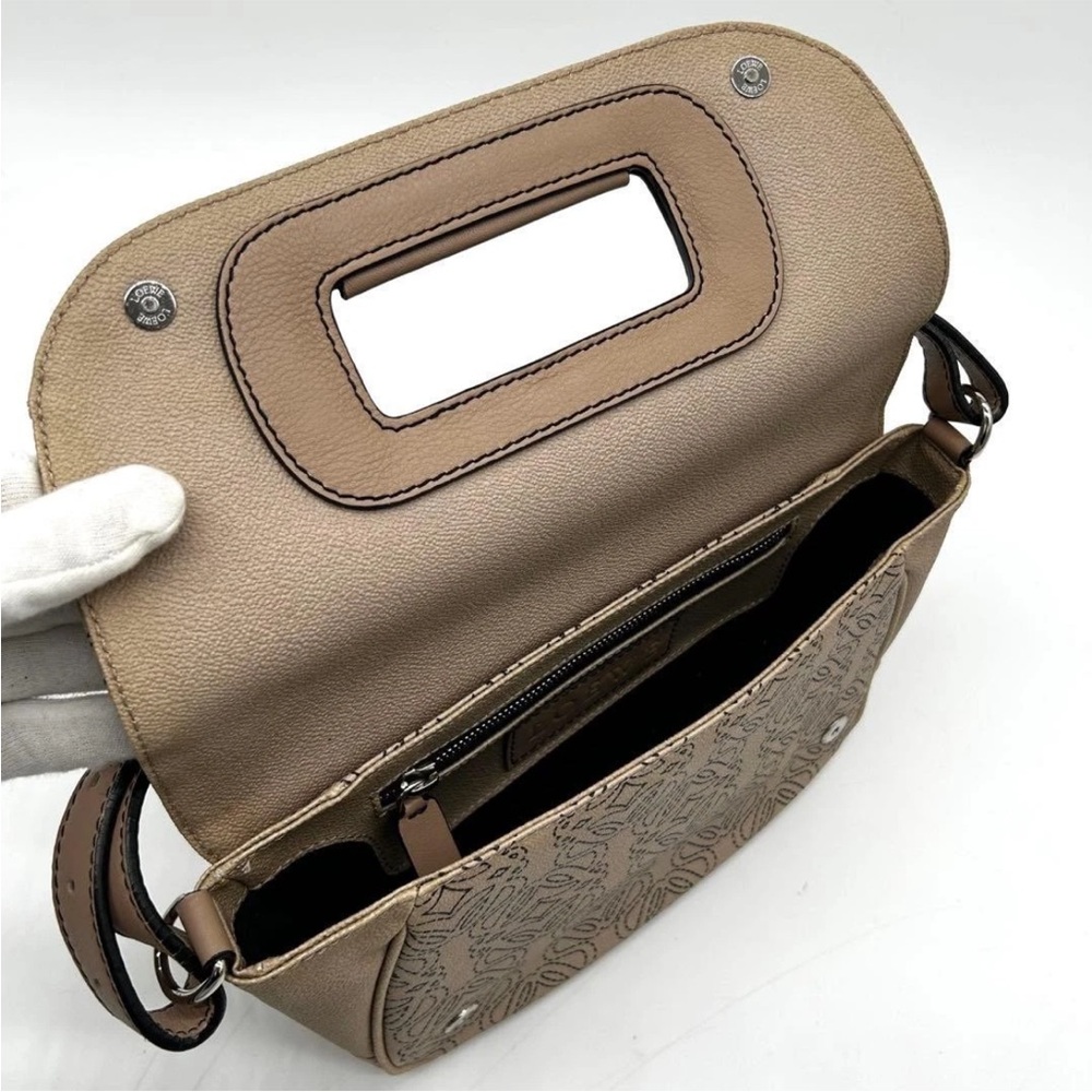 Loewe Beige Patterned Shoulder Bag - image 7